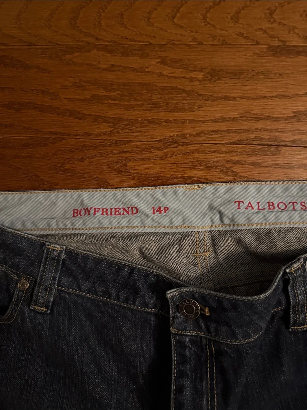 Classic Talbots Women’s Dark Wash Blue Jeans